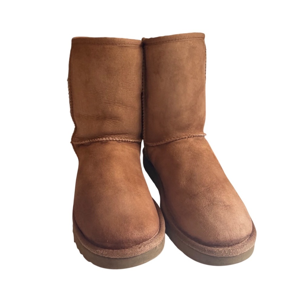 UGG Classic Short II Boots Chestnut Suede Sheepskin Lining 1016223 Womens 8